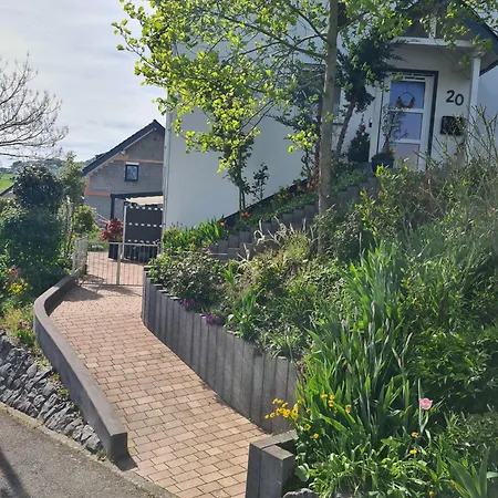 Wohlfuehlen Am Gartenteich アパート Oberzissen