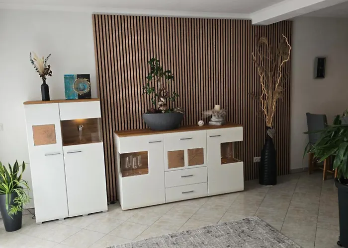 Wohlfuehlen Am Gartenteich *